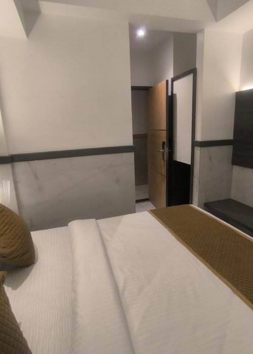 WhatsApp Image 2026-04-20 at 12.51.42 PM